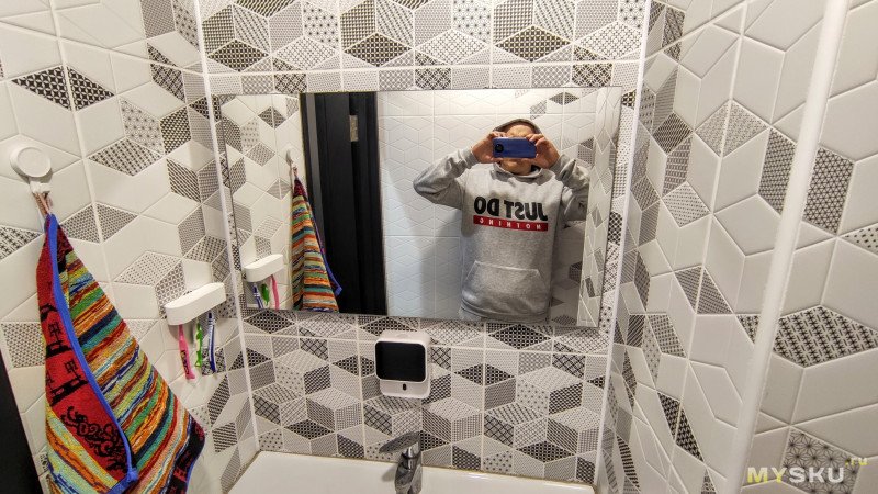 Зеркало с подсветкой в ванную комнату: разбираем нюансы выбора и правила установки