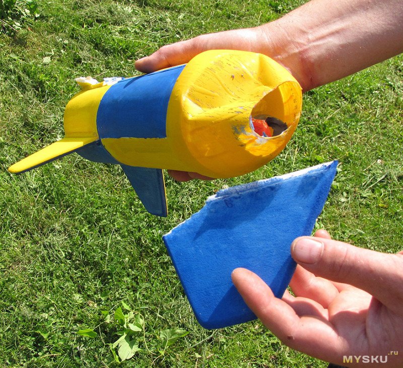 Водяная ракета с двойным воздушным баком и парашютом своими руками