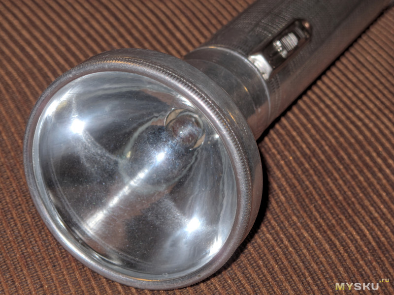 Если дома нет света: как сделать фонарик за 30 грн